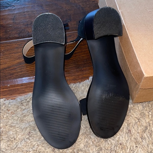 New In Box Journee Percy Sandle - Picture 6 of 7